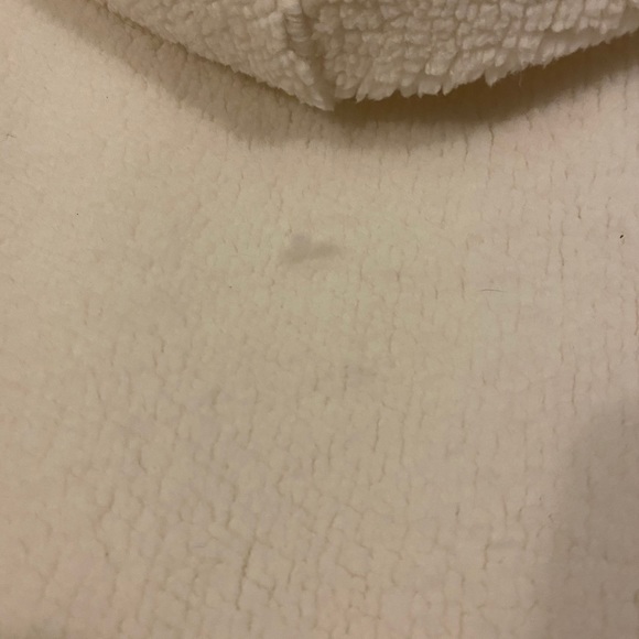 Fuzzy Crop Sweater - Picture 4 of 5